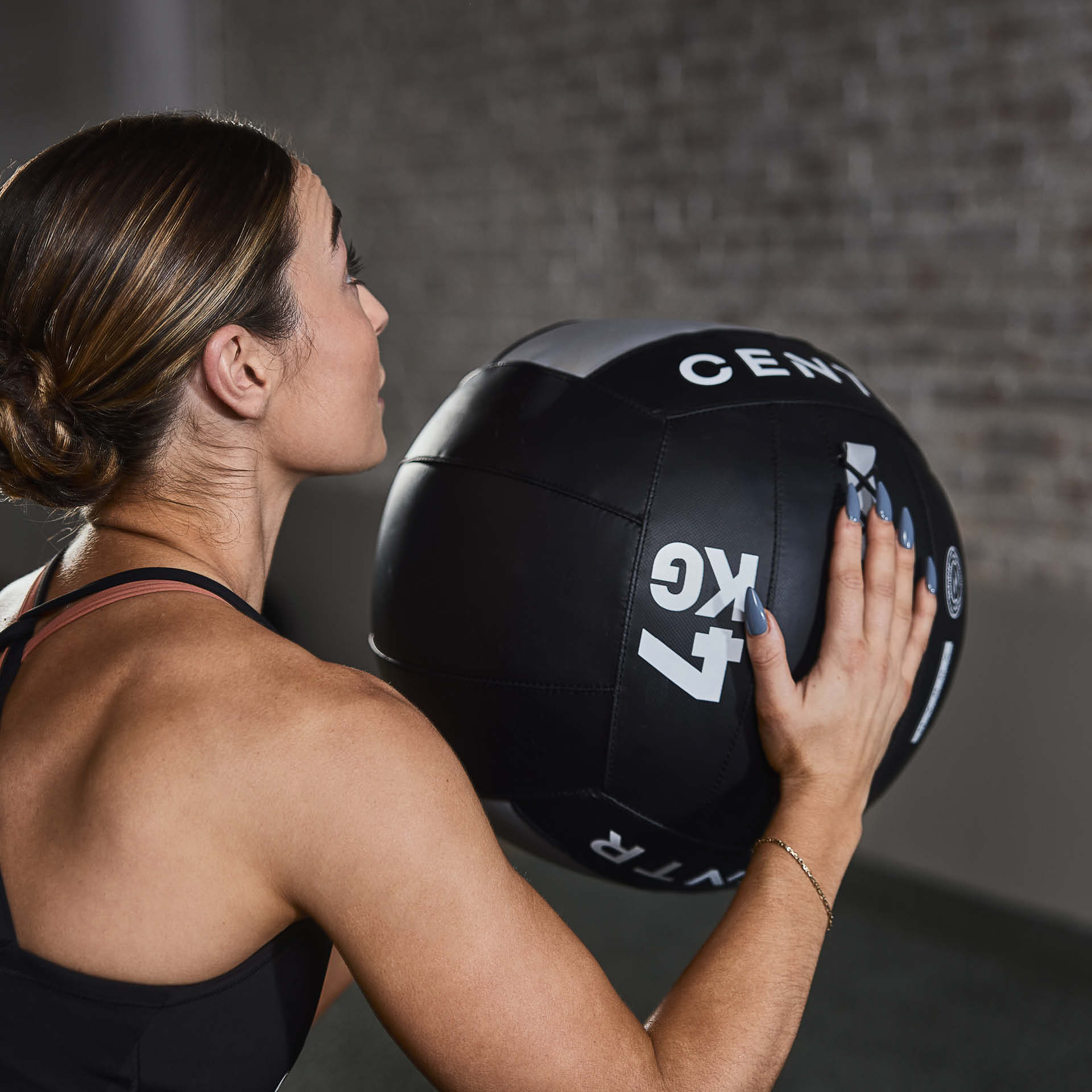 CENTR x HYROX Competition Wall Ball 4kg review 1