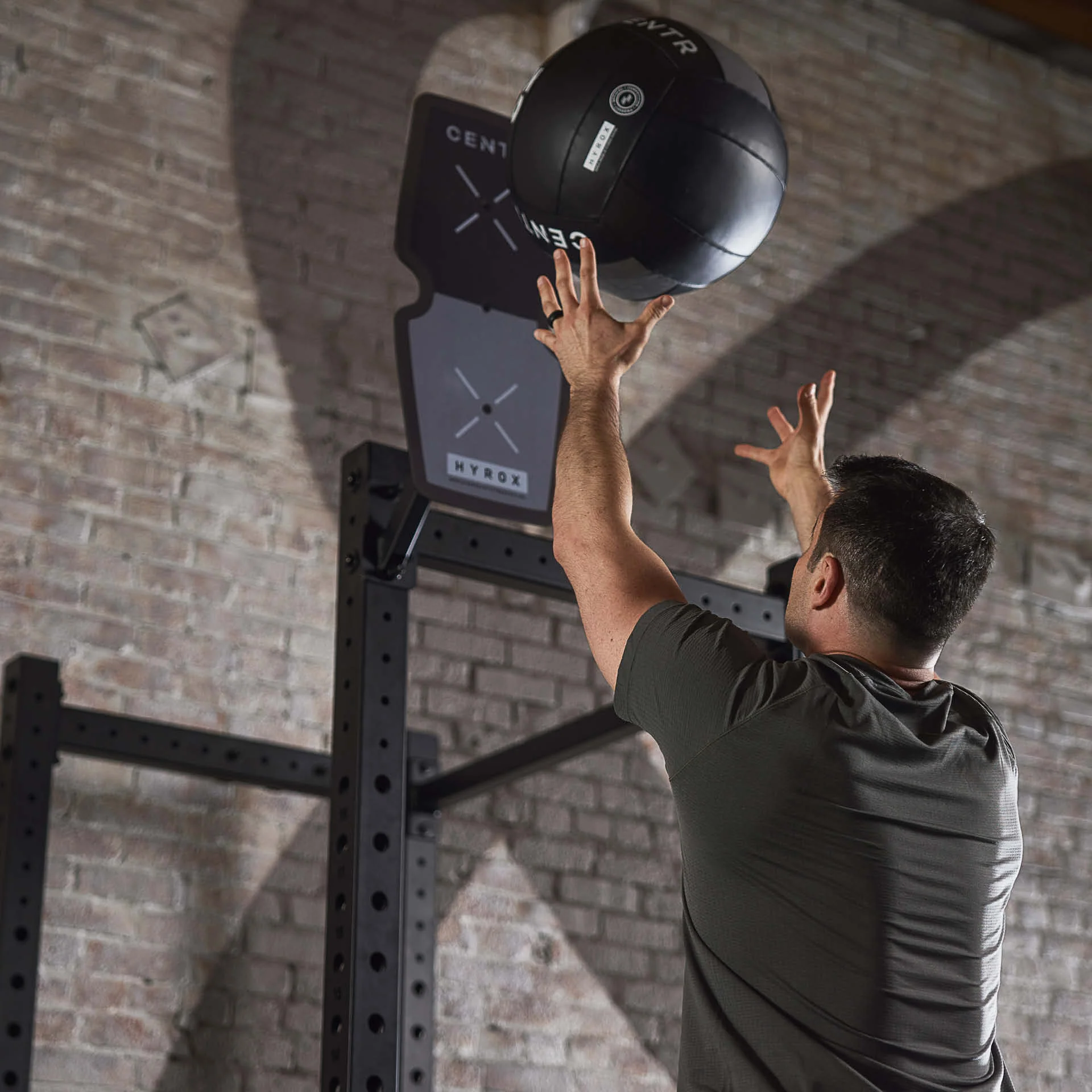 CENTR x HYROX Wall Ball Rig Target review 1