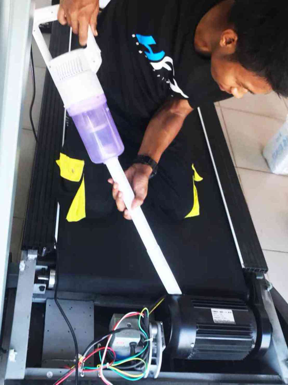 งานซ่อมแซมสินค้ารับประกัน ดูดฝุ่นทำความสะอาดหลังซ่อม