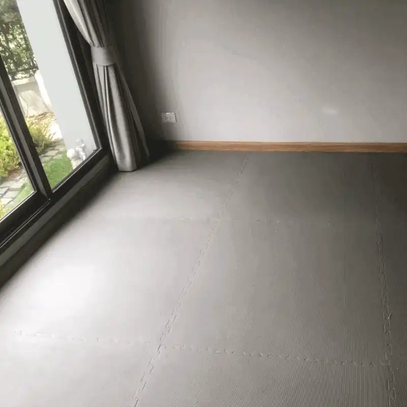 ตัวอย่างแผ่นยางปูพื้น - 08