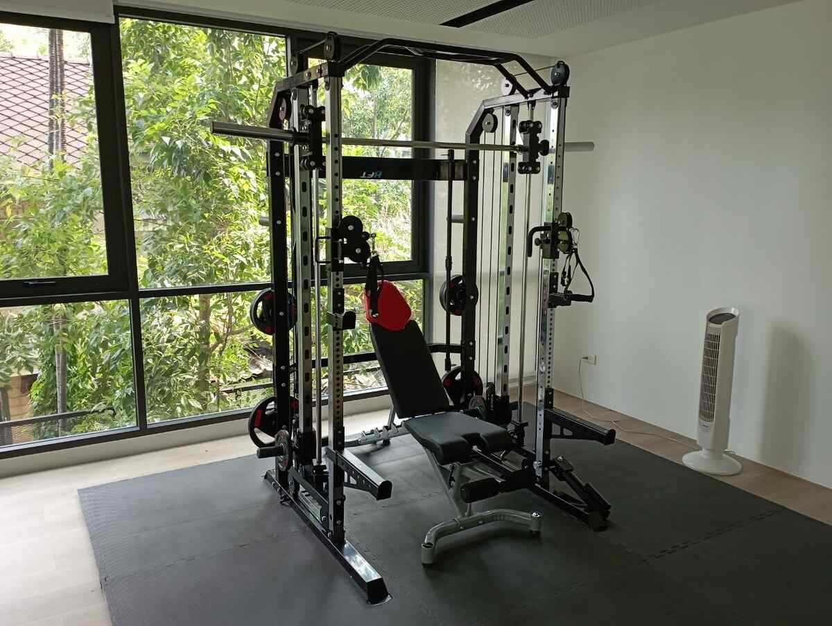 รีวิวสมิทแมชชีน Smith Machine จากทางบ้าน